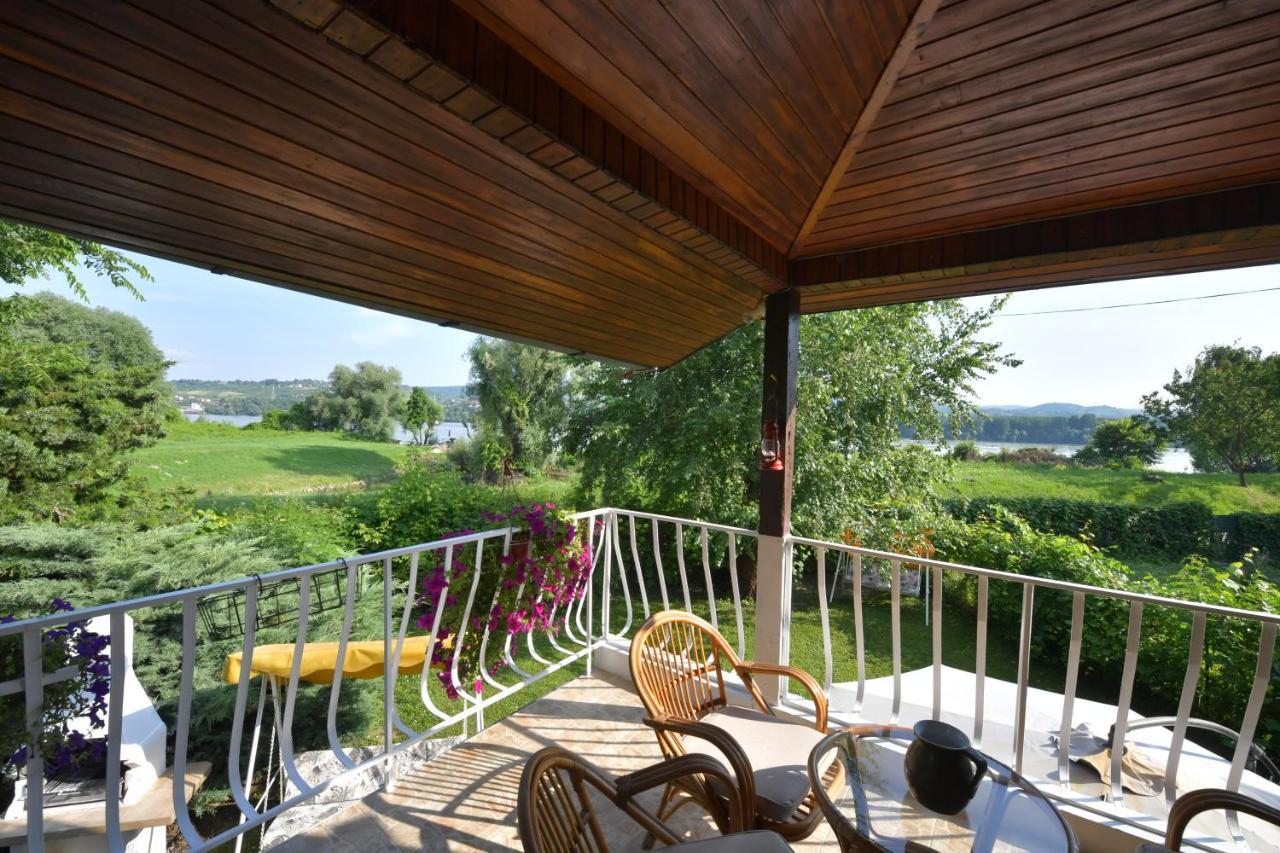 Danube River House Novi Sad